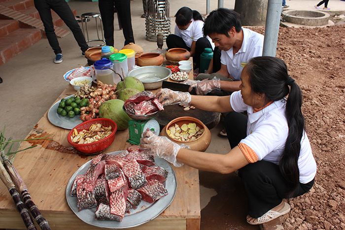 Vu Dai Village Braised fish with 16  ingredients