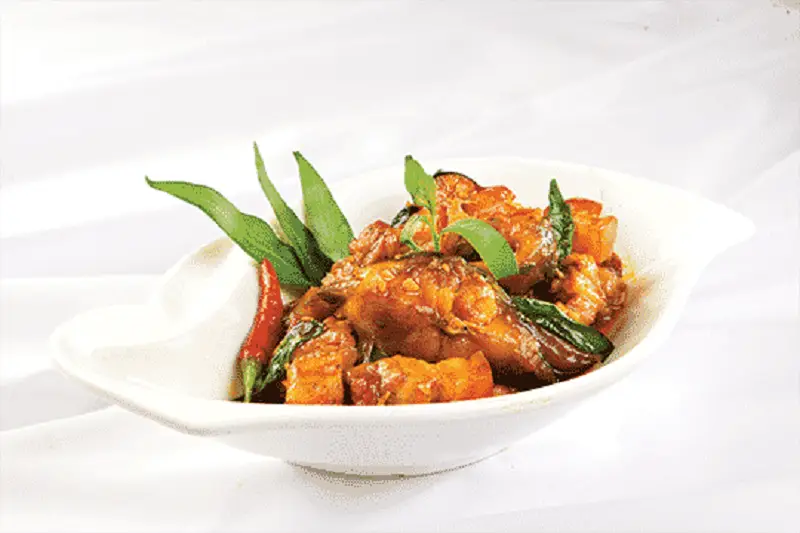 Món cá trê kho rau răm ngon tuyệt cho cả nhà