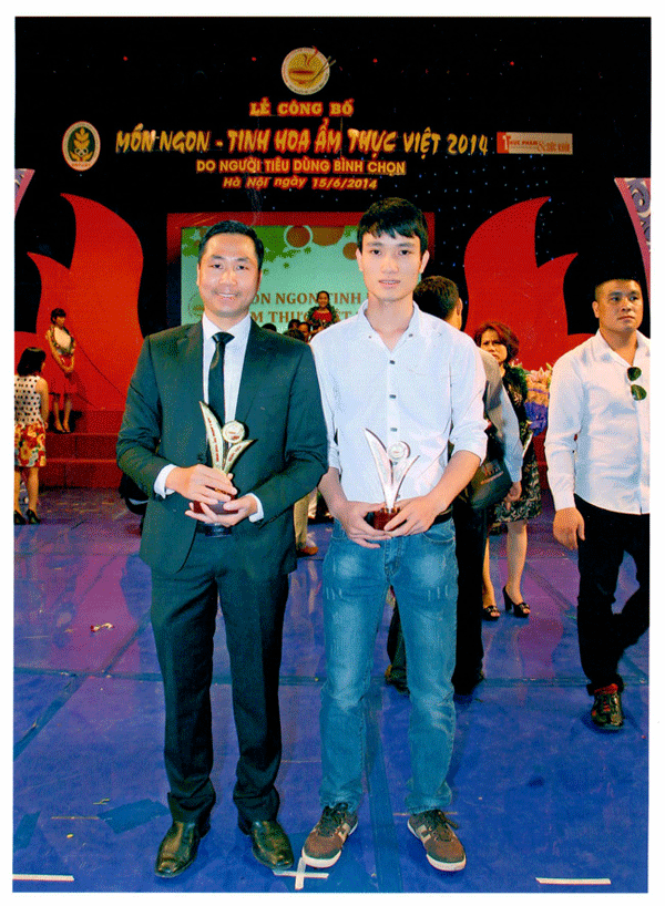 Món cá kho của anh Toàn vinh dự được trao giải vàng Món ngon tinh hoa ẩm thực Việt 2014