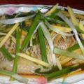Thưởng thức cá hấp hành gừng