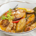 Cá cam kho chuối xanh