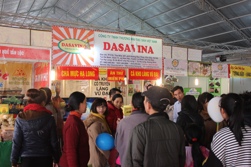 Công ty DASAVINA tất bật chuẩn bị tham gia hội chợ tháng 12/2016