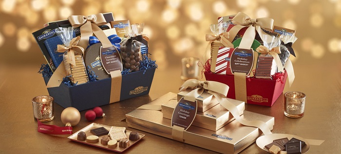Mỗi món quà đều tượng trưng cho những lời chúc tốt đẹp vào năm mới mà bạn muốn gửi đến người nhận